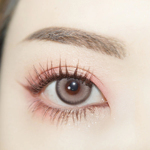 Cambridge Brown Prescription Yearly Contact Lenses